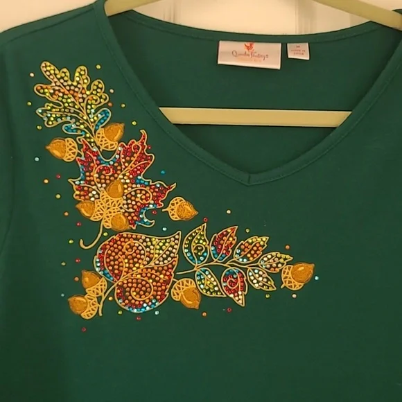 Quacker Factory Embroidered Top (M) - Picture 2 of 5